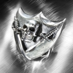handcrafted massive skull in 925 sterling silver buckle
