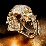 cult925 rose gold 18 kt skull & bones with white diamonds